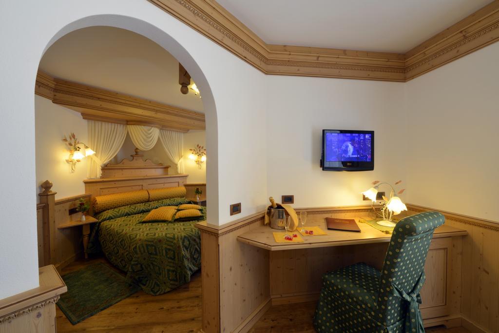 Hotel La Torretta Passo del Tonale Esterno foto