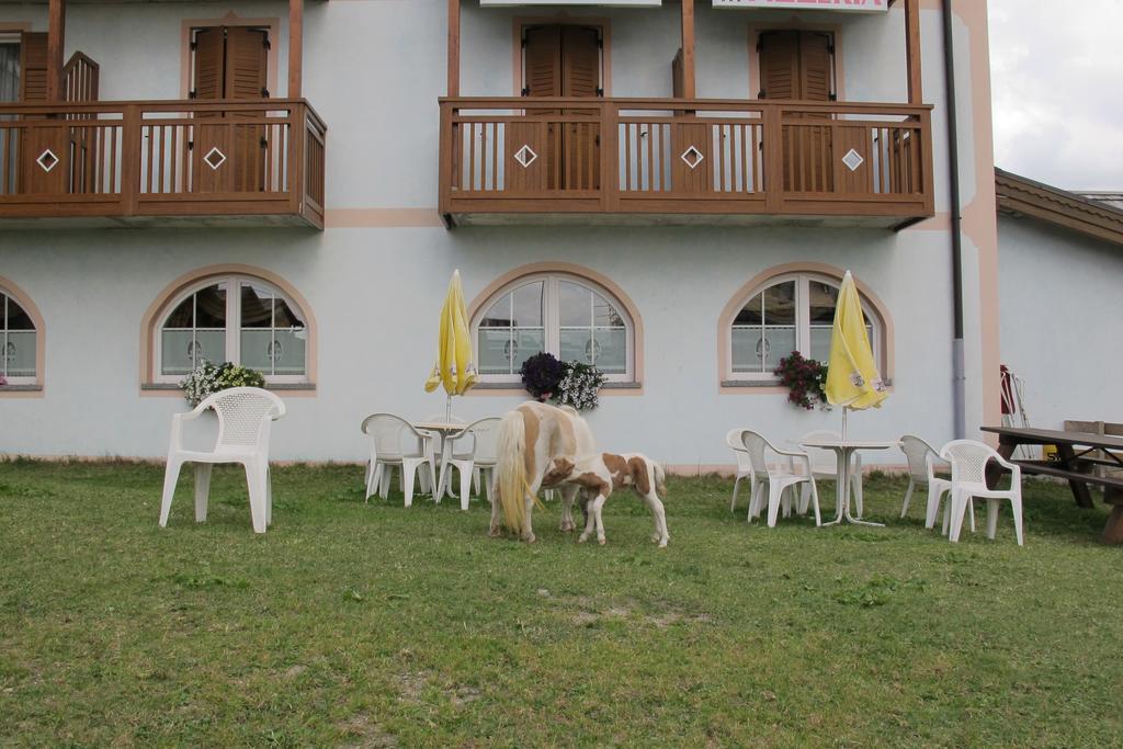 Hotel La Torretta Passo del Tonale Esterno foto
