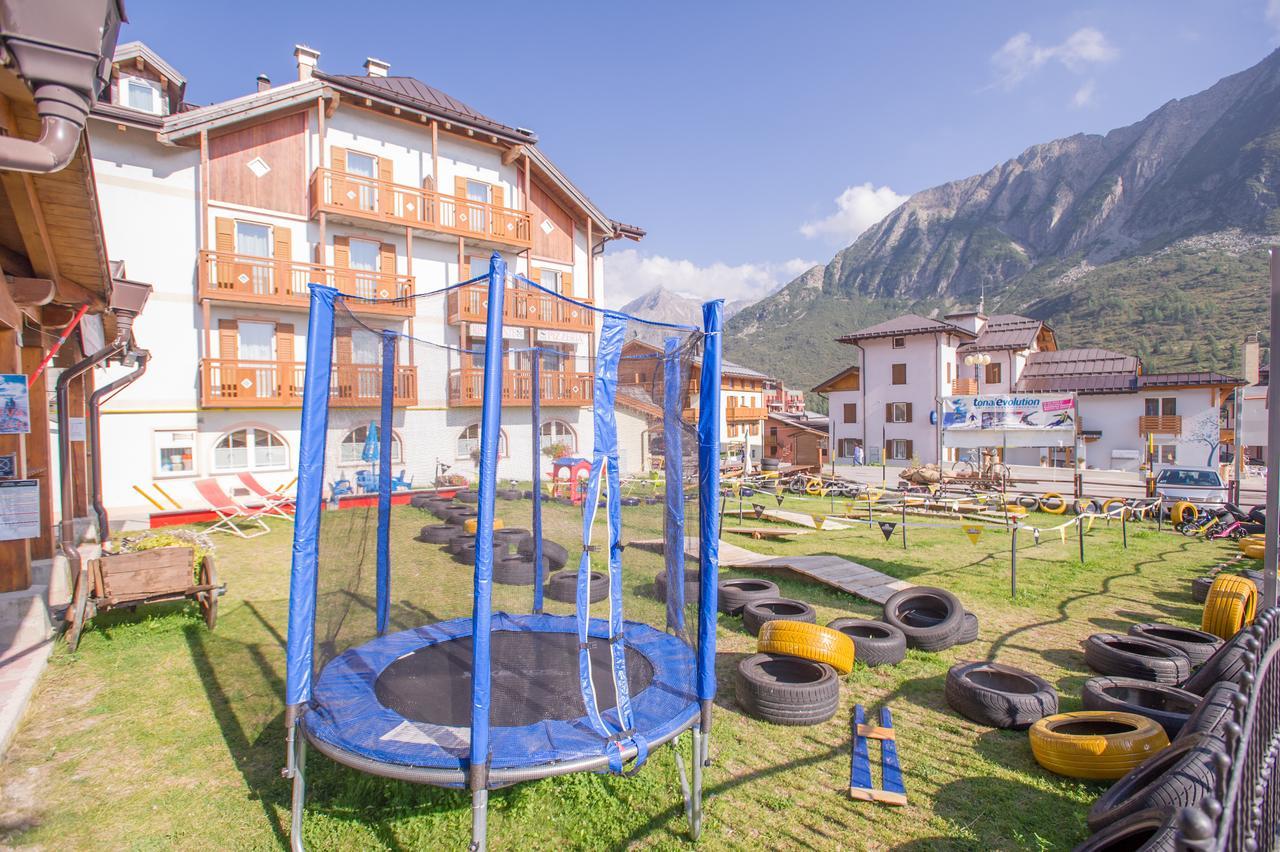 Hotel La Torretta Passo del Tonale Esterno foto